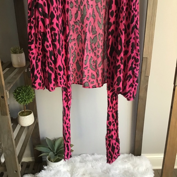 Umgee Hot Pink Animal Print Kimono NWT - Picture 14 of 16